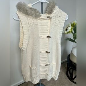 Cream sweater vest with buttons